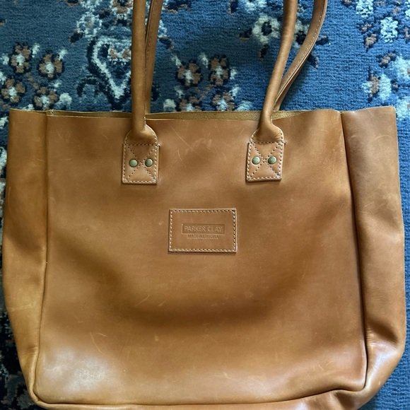 PARKER CLAY Merkato Signature Tote - Picture 2 of 5